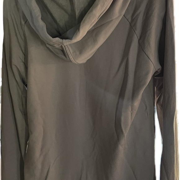 EUC! Athleta Pinnacle Hoodie Soft Dusty Lilac Tulip Cross Over  Hem Thumbholes M - Picture 3 of 7